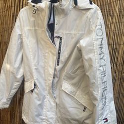 Tommy Hilfiger Rain Coat Size Small