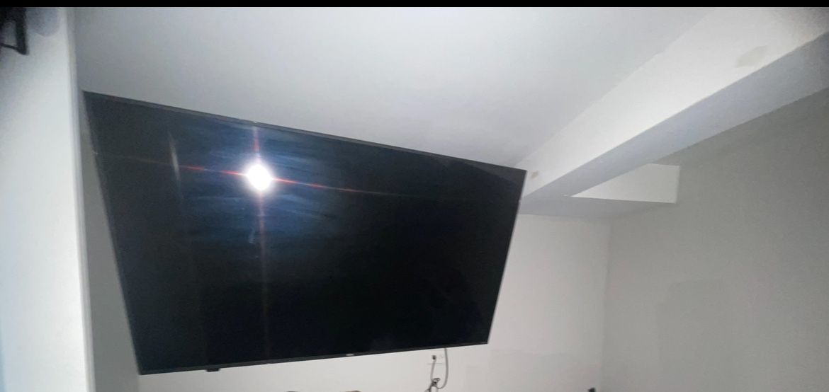 onn. 65” Class 4K UHD (2160P) LED Roku Smart TV HDR