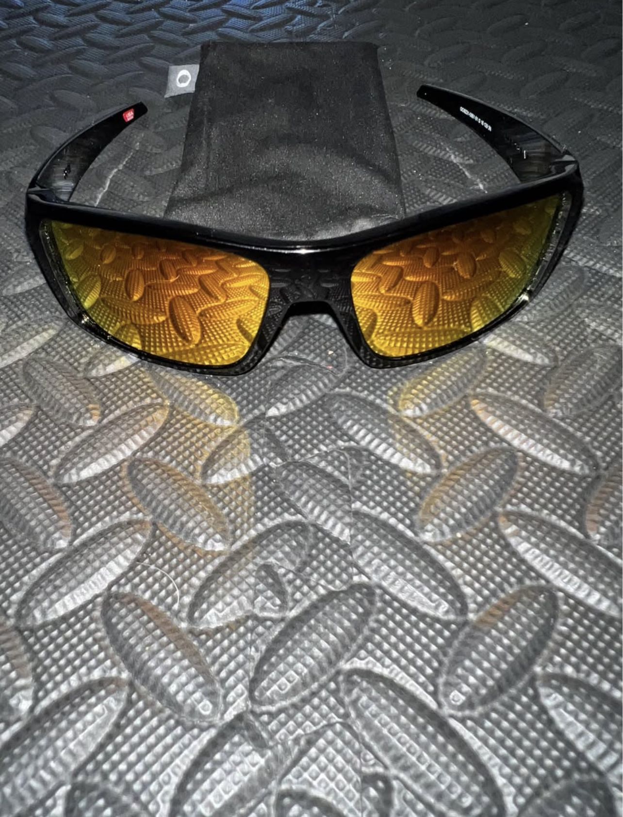 Oakley Heliostat