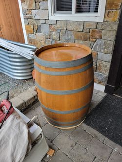 White oak wine barrel