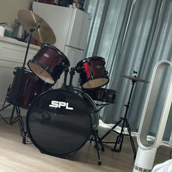 SPL 5 Piece Drum Set (comes w/ cymbal, hi hat, pedals, drum throne seat, sticks)