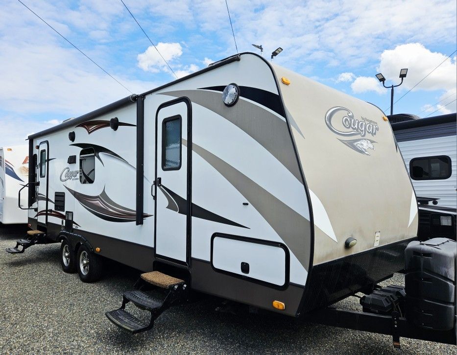 2015 Keystone Cougar 25RLSWE