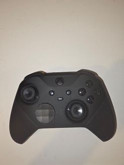 Xbox Elite Wireless Controller Series 2 + Case & Accessories