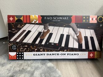 FAO Schwarz Giant Dance Mat Piano Music Record Play Tested Work Fun Holiday Gift