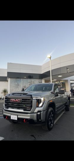 2024 GMC Sierra