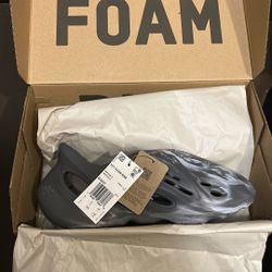 adidas Yeezy Foam RNR MX Granite Men’s Size 6