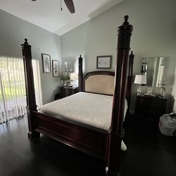 King size bed