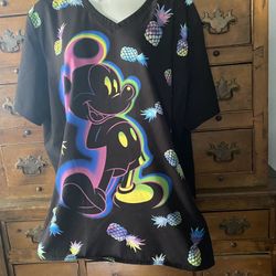 Woman’s Colorful Scrubs Top Disney Mickey Mouse Size XL