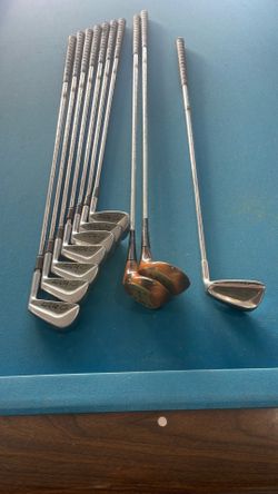 Old Set of Jack Nicklaus Golf Clubs