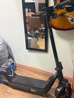 Electric scooter