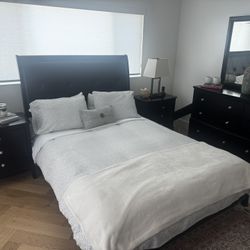 Queen bed Set 