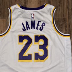 New Men’s Size Large & XL LA Lakers LeBron James Jerseys
