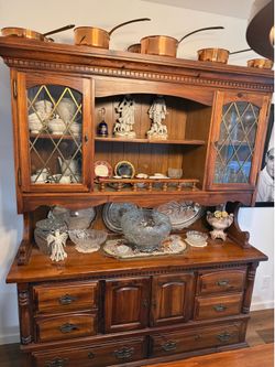 Buffet Hutch Vintage