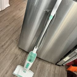 Used S1000 Shark Steamer Mop