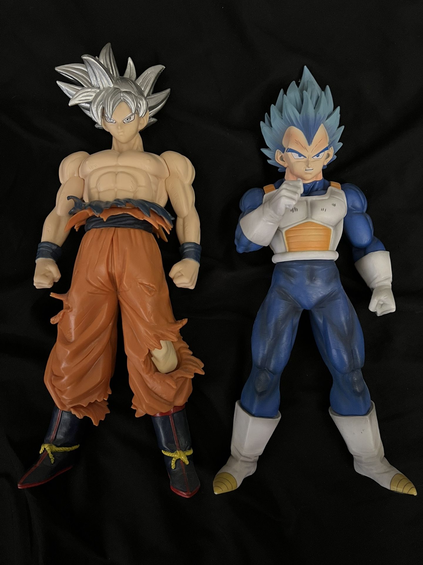 11 Inch Dragon Ball Z / Super. Goku And Vegeta Figures