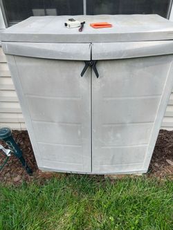 Yard garden storage cabinet used