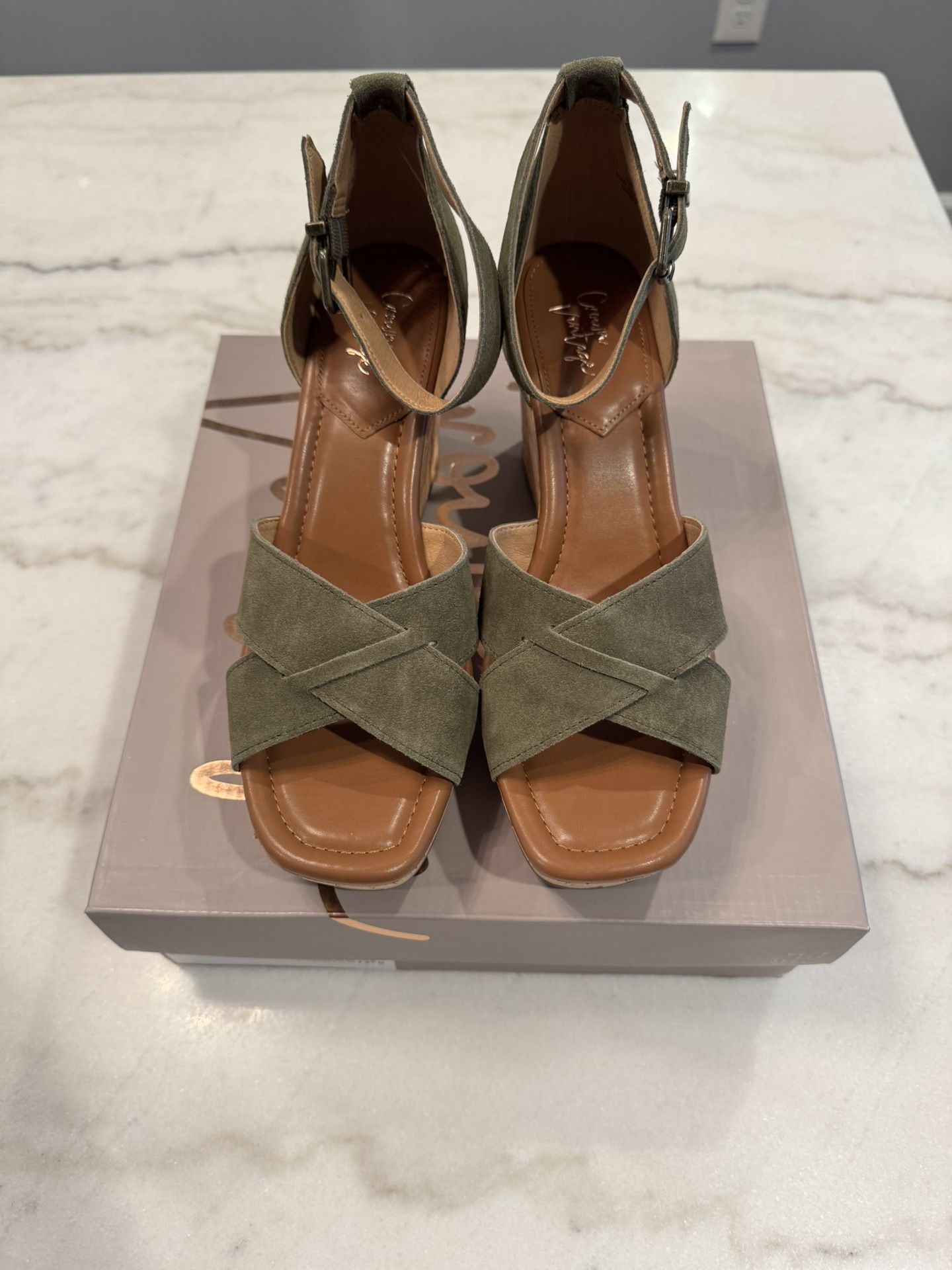 Crown Vintage Women’s Wedge Sandal