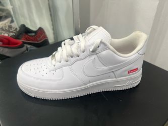 Nike Supreme Air Force 1 Lows White size 11