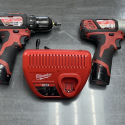 Milwaukee Drill 12 V Set #14867