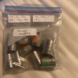 Husky Sockets (10 count)