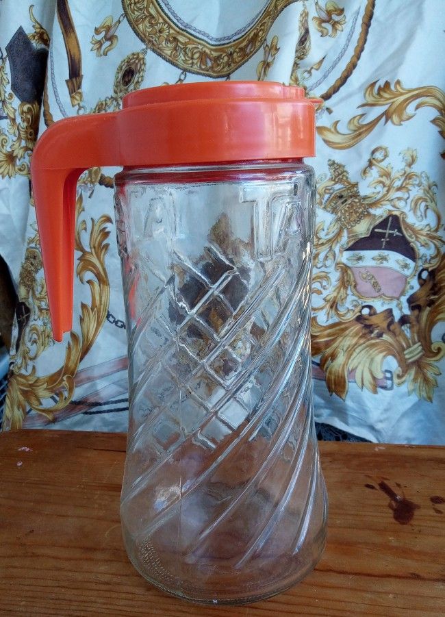 Tang Pitcher Anchor Hocking