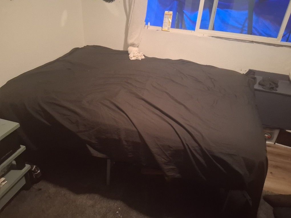 Ashleys Queen Size Bed And Frame