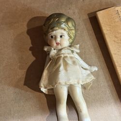 Collectible antique/vintage all-bisque porcelain miniature doll era 1(contact info removed)