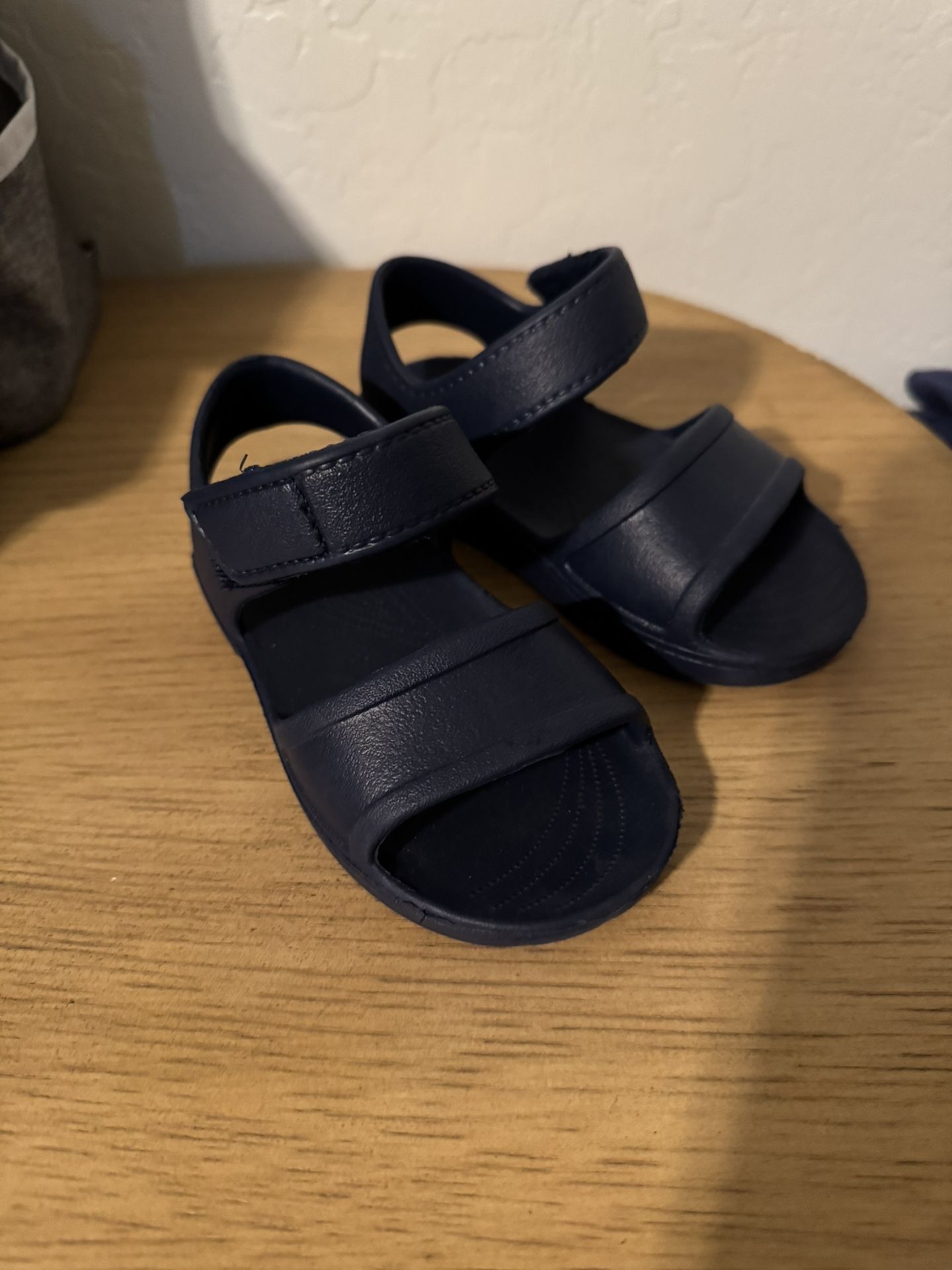Toddler Sandals Size 7-8T