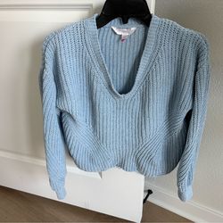 $6 for No Boundaries Light Blue V-Neck Chunky Knit Sweater