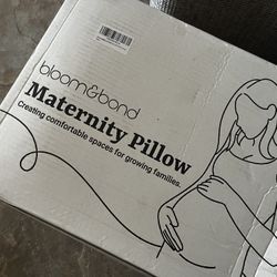 Brand New Pregnancy Pillow 