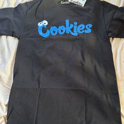 Cookies + Nike soccer Men’s size (m)