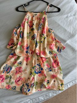Beautiful dress 👗