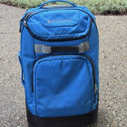 Columbia carry on size luggage
