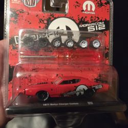 M2 Machines  1971 Dodge Charger Custom Ro3