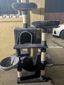 Cat tree