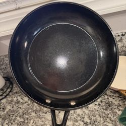 Deane and White non-stick frying pan