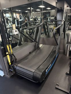 Runner Curved Treadmill