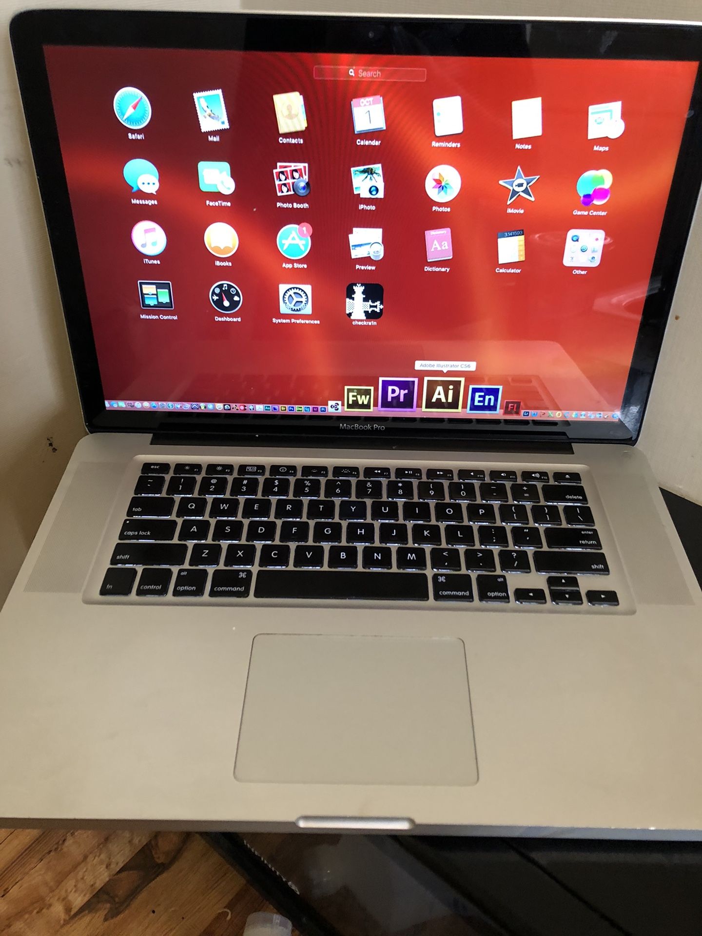 15” MacBook Pro LOADED PRO TOOLS FL STUDIO ADOBE MASTER SUITE