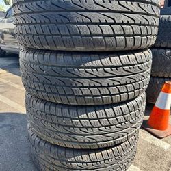 225 65 17 Tires Con 80% De Vida Las 4 De La Marca GOODYEAR 