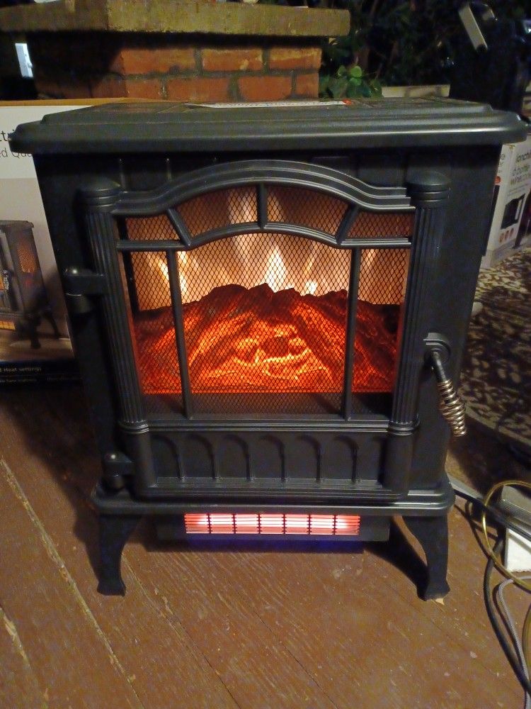 Brand New 3D ELECTRIC STOVE/ HEATER