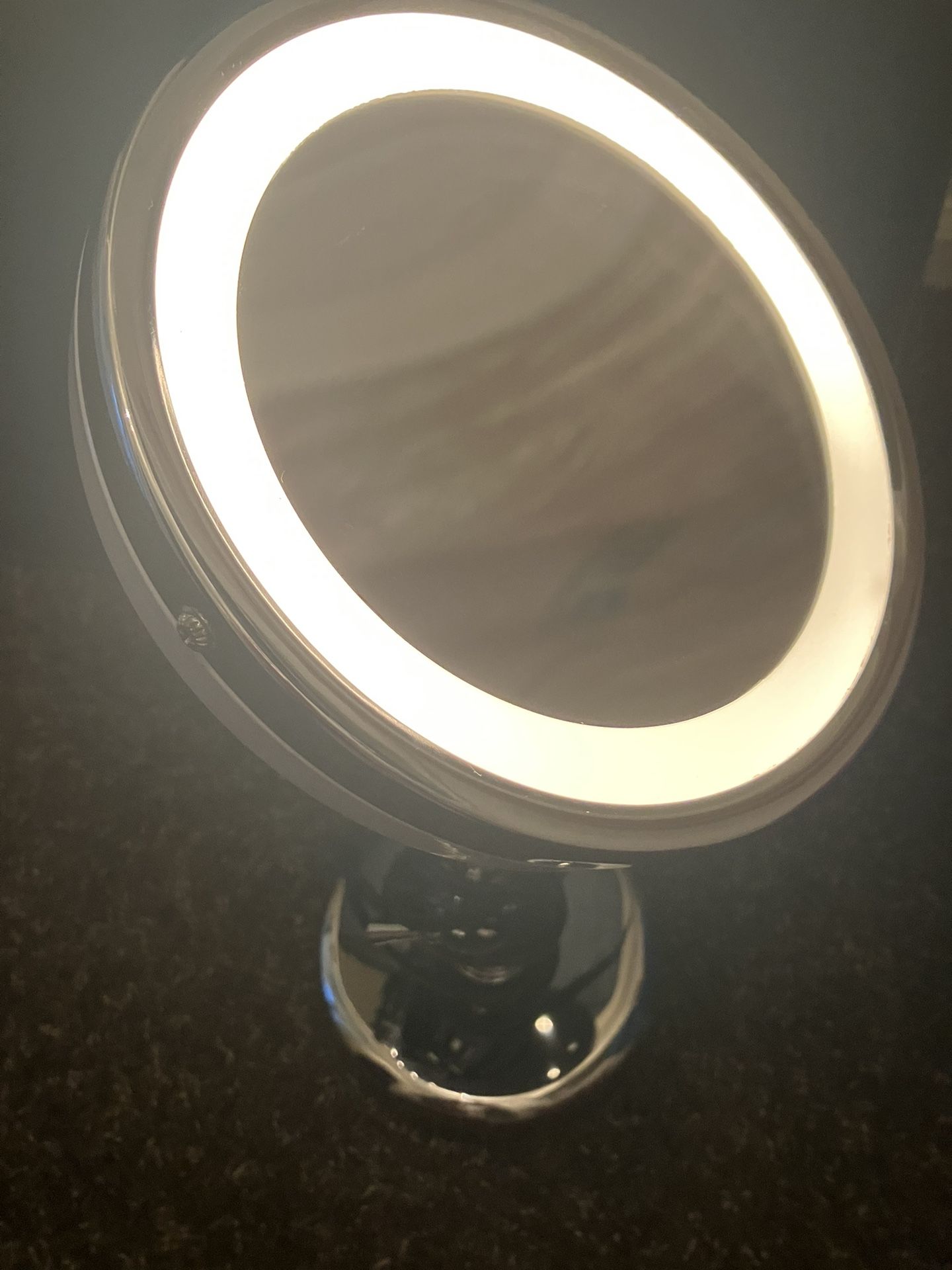 Light Up Makeup Mirror