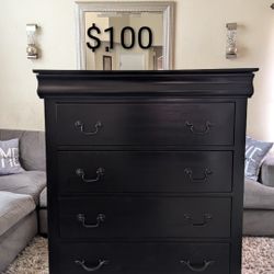 WOOD BLACK DRESSER WITH 6 DRAWERS 