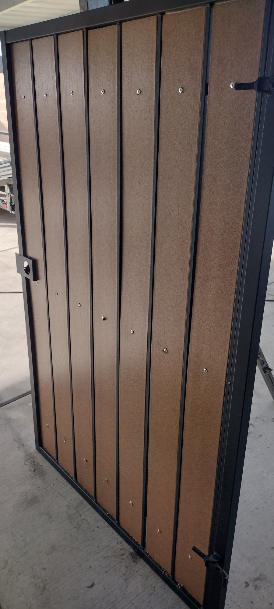 Rv Gates $900