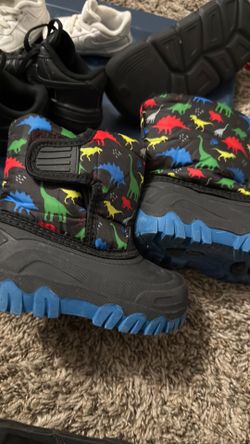 Snow boots kids
