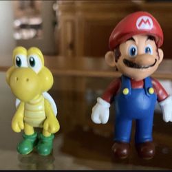 Super Mario Koopa Troopa 2-Inch Mini Figure & 2007 Nintendo Mario Mini Figure 2 Inch Super Mario Bros