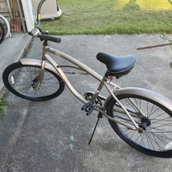 ozone 500 Malibu cruiser bike