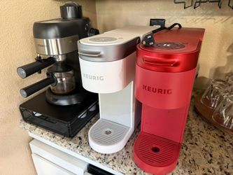 2 Keurig Single Maker and Espresso Maker .