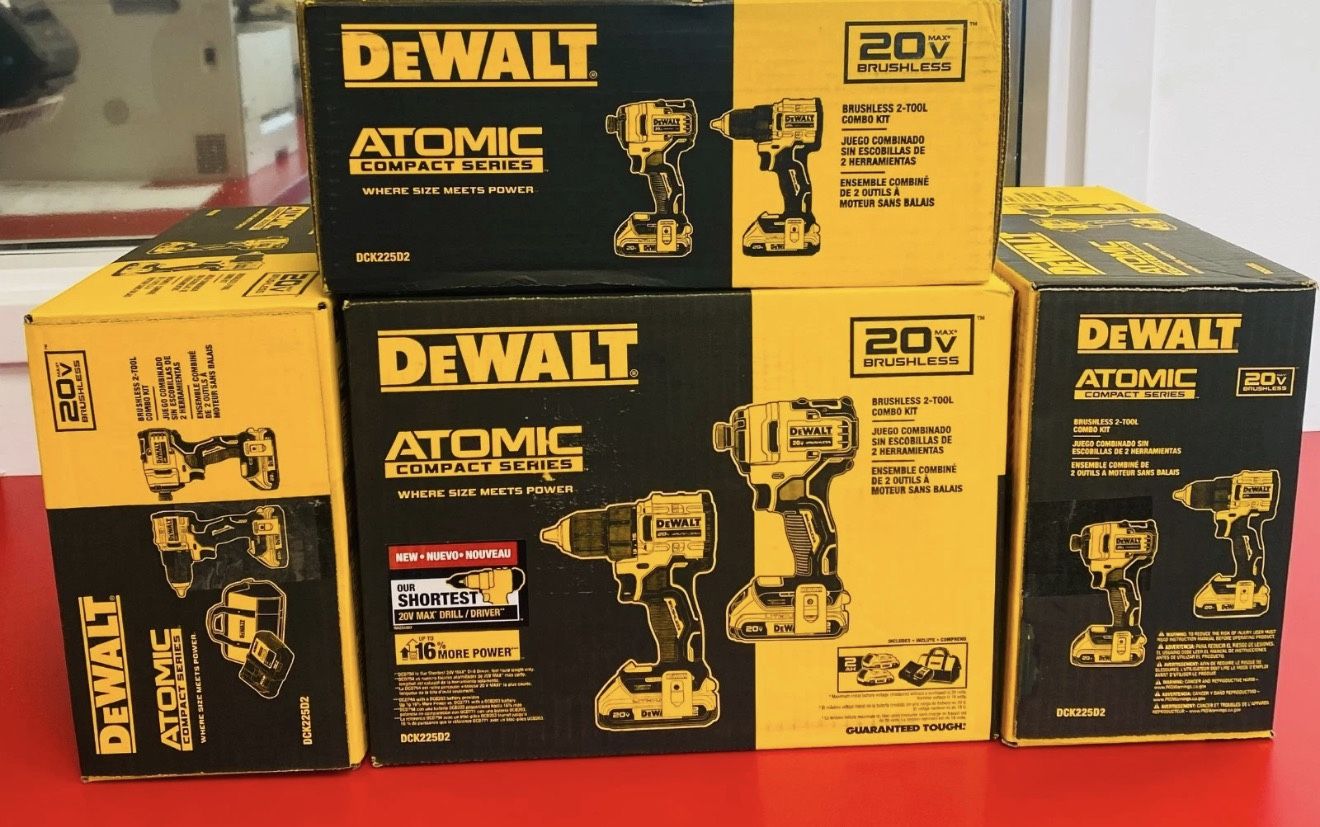 New DEWALT 20V (Model #: DCK225D2) 2-Tool Brushless Power Tool Combo Kit