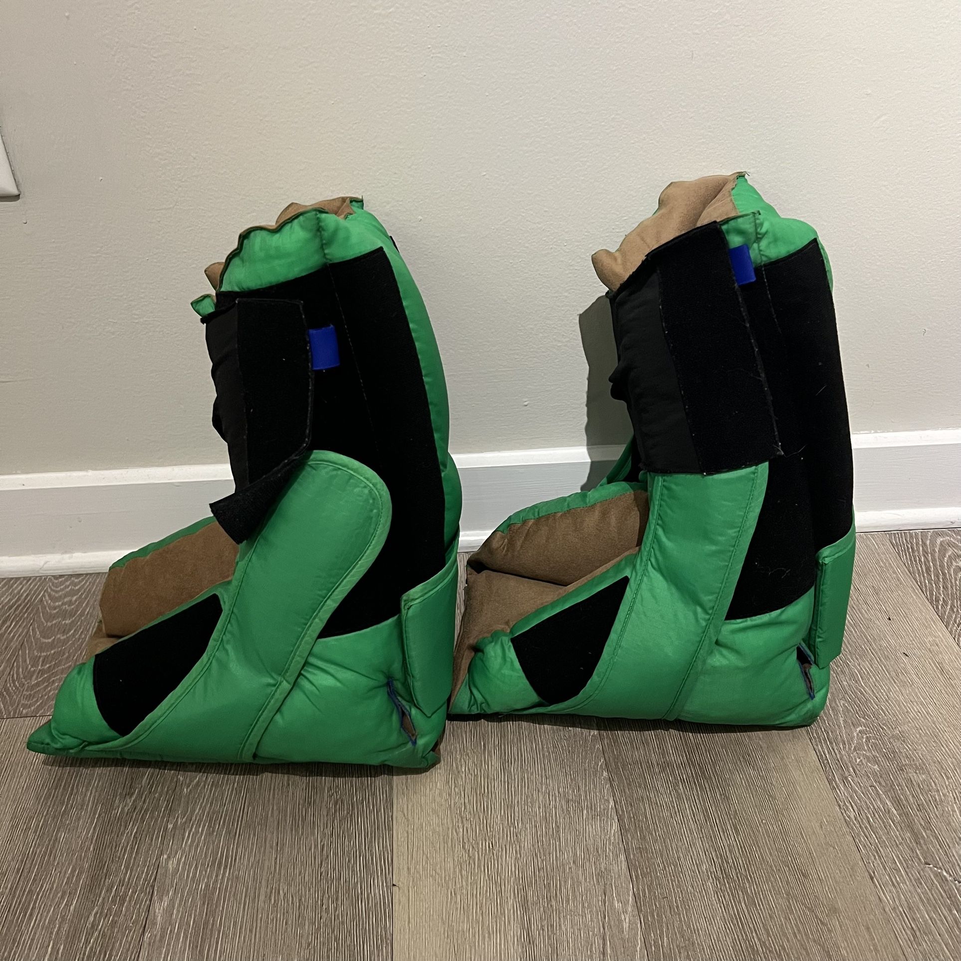 EHOB TruVue Heel Protector Boots Size Standard Preowned