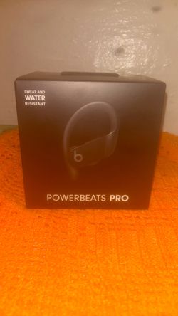 Black PowerBeats Pro (2019 Edition)